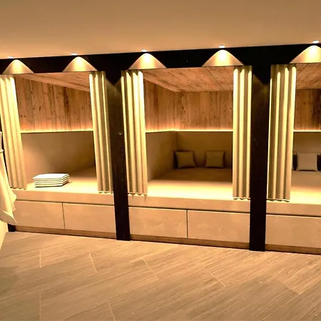 Deluxe Zirberl 6 Apartment