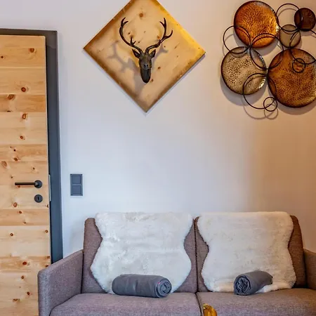 Apartmán Deluxe Zirberl 6 *