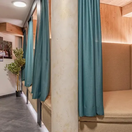 Apartmán Deluxe Zirberl 6 *