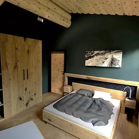 Apartment Deluxe Zirberl 6 *